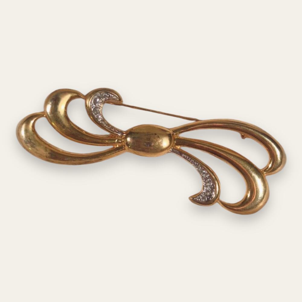 Vintage Costume Jewelry Gold Tone Rhinestone Swirl Brooch Pin